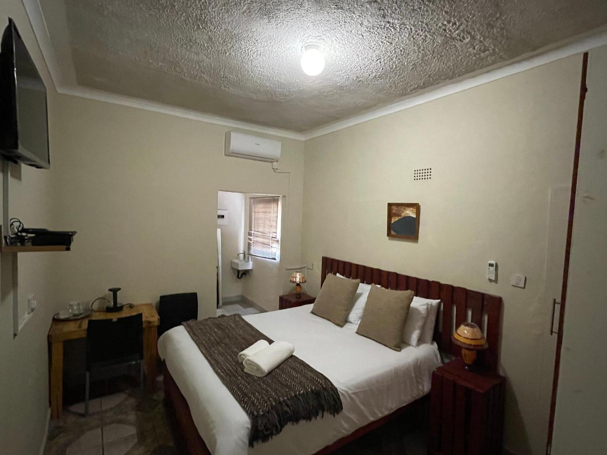 Abrama Bed And Breakfast Francistown Exteriér fotografie