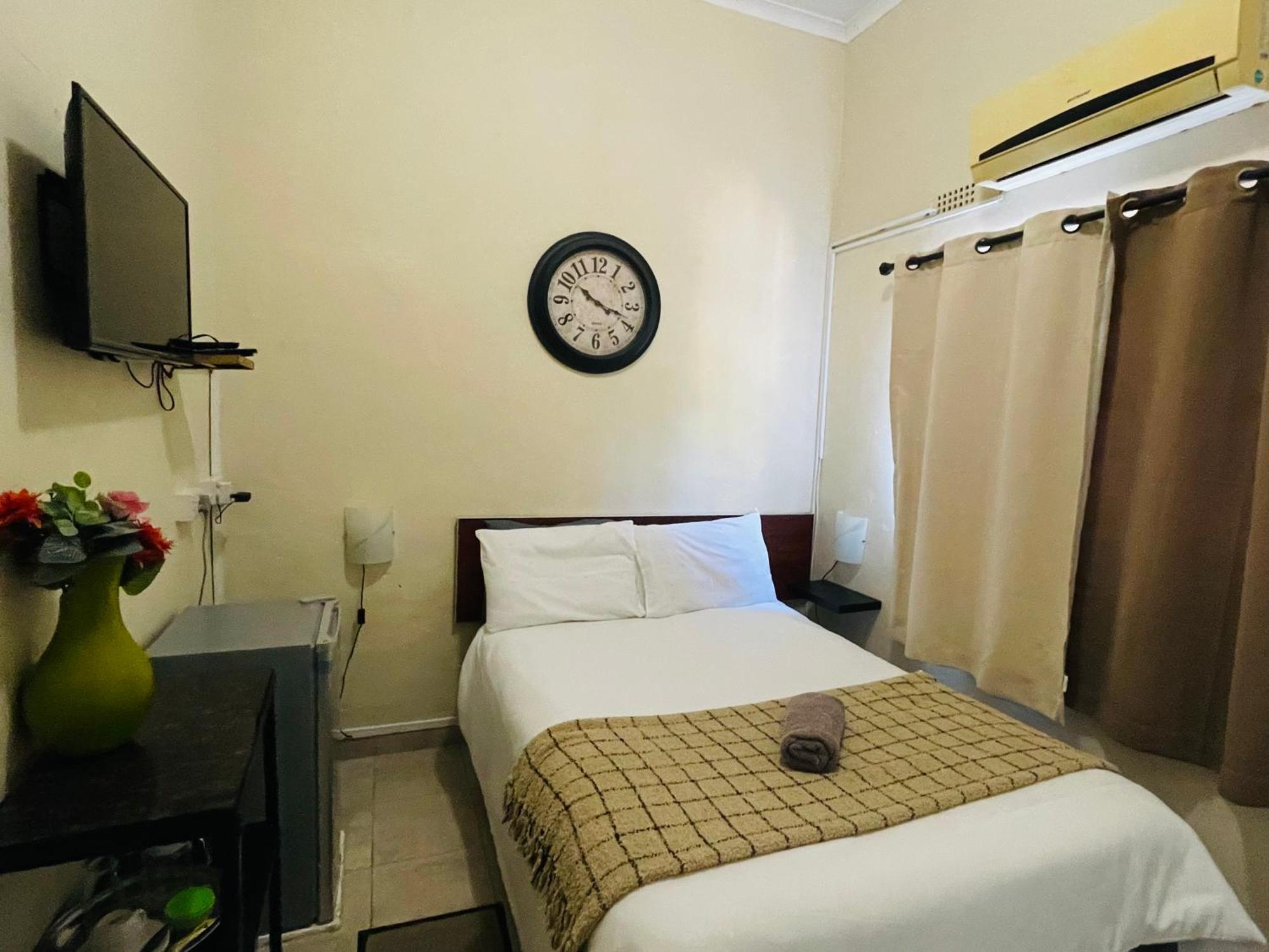 Abrama Bed And Breakfast Francistown Exteriér fotografie